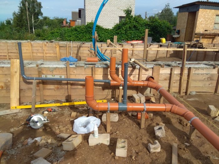 Монтаж системы канализации коттеджа 600 м2 в городе Чебоксары